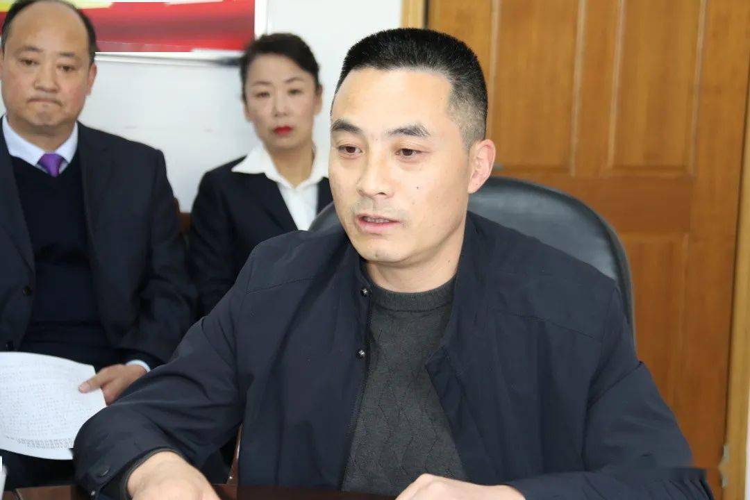 聚焦两会政协黄龙县第九届委员会召开第三十二次常委会