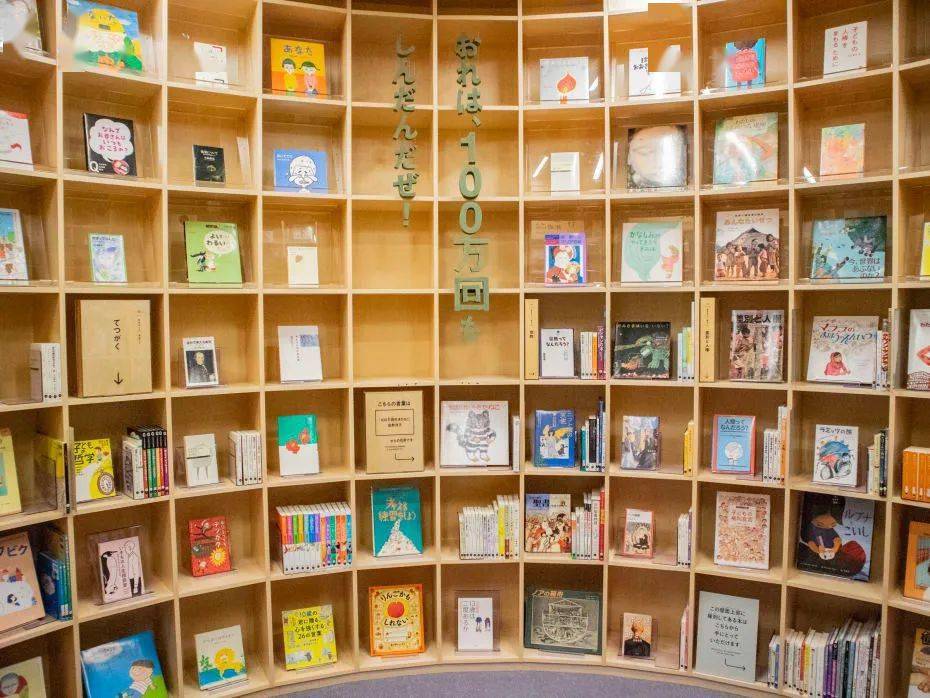 大阪童书森林中之岛,一个陪小朋友一起长大的图书馆