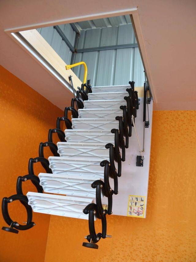 复式房loft别再做水泥楼梯占空间如今流行隐形折叠楼梯