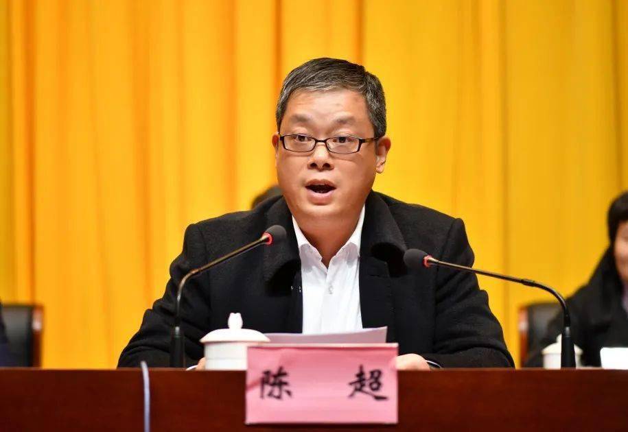 堰桥街道办事处主任陈超主持会议堰桥街道,地铁西漳站区全体党政领导