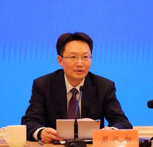 发布会上,省民政厅副厅长周恒新就志愿者获取志愿服务记录证明,志愿