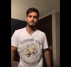 抖音网红挑战一秒脱衣秀身材,场面过于刺激!_肌肉