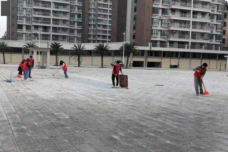 塘蓬镇gdp_中国gdp增长图