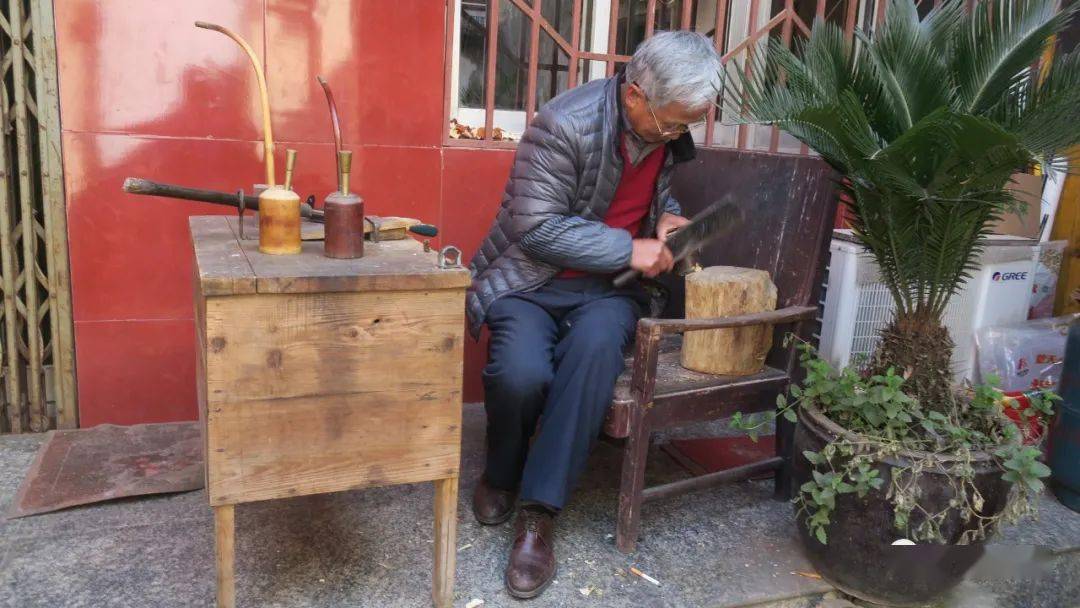 古县有多少人口_古县李爱元妻子图片(2)
