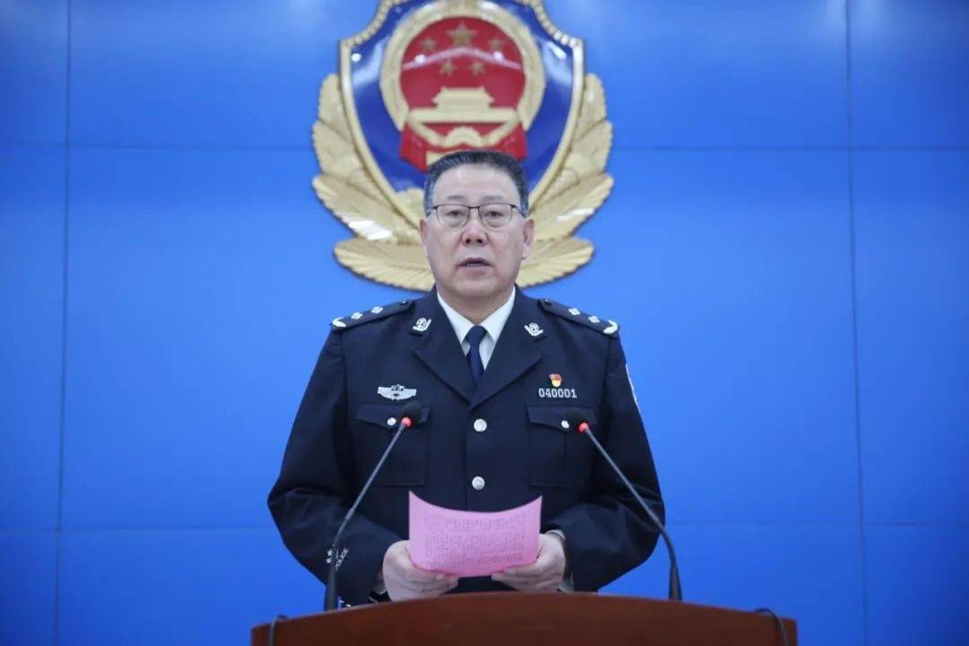 金昌市公安局举办庆祝"三八"妇女节 "巾帼心向党61百年正辉煌"主题