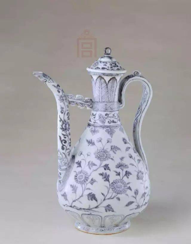 明洪武時代 染付 御製青花吉瑞梵文平安頌菱口高足碗 旧家蔵出し