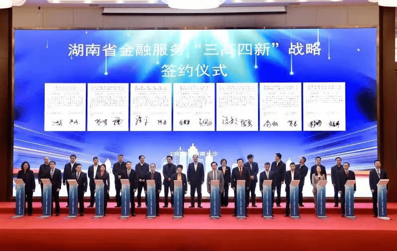 gdp增速目标_中国gdp增速图