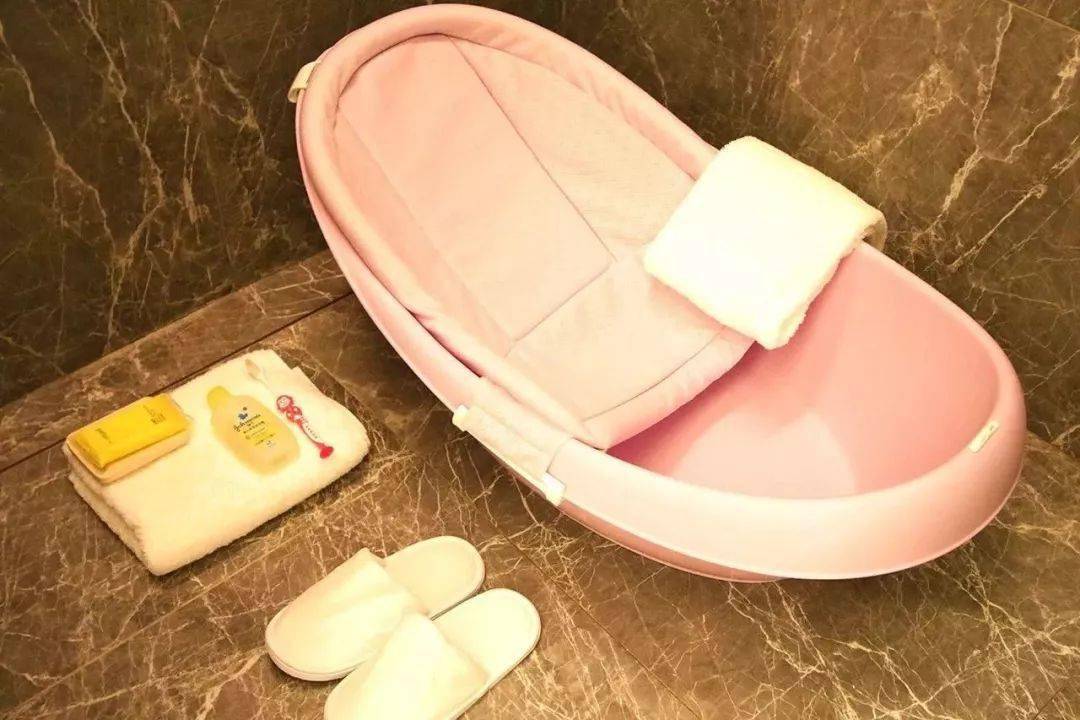 租吸氧机怎么收费¥699起睡云端凯悦酒店，打卡上海最美图书馆&网红剧院！_https://www.jmylbn.com_新闻资讯_第50张