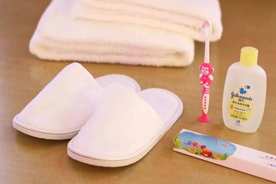 租吸氧机怎么收费¥699起睡云端凯悦酒店，打卡上海最美图书馆&网红剧院！_https://www.jmylbn.com_新闻资讯_第49张