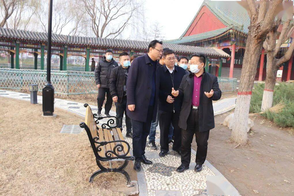 拆促畅增优:市政府党组成员王海龙现场调度增绿量工作