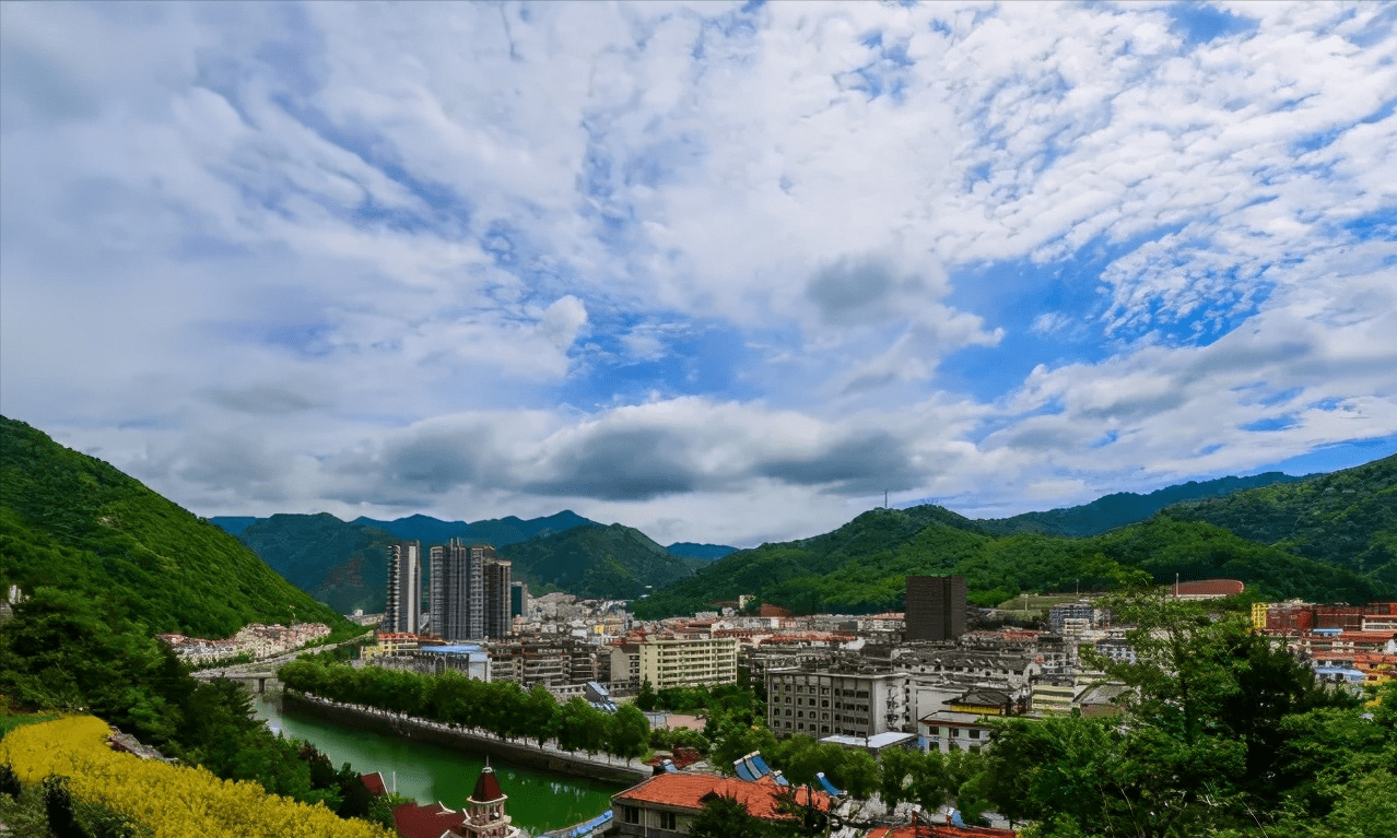 不负春日好时光来和柞水的春天撞个满怀吧