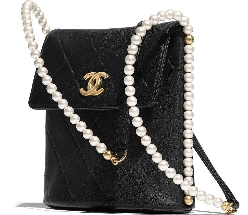 chanel2021春夏系列手袋上线身价69亿的公主都被种草