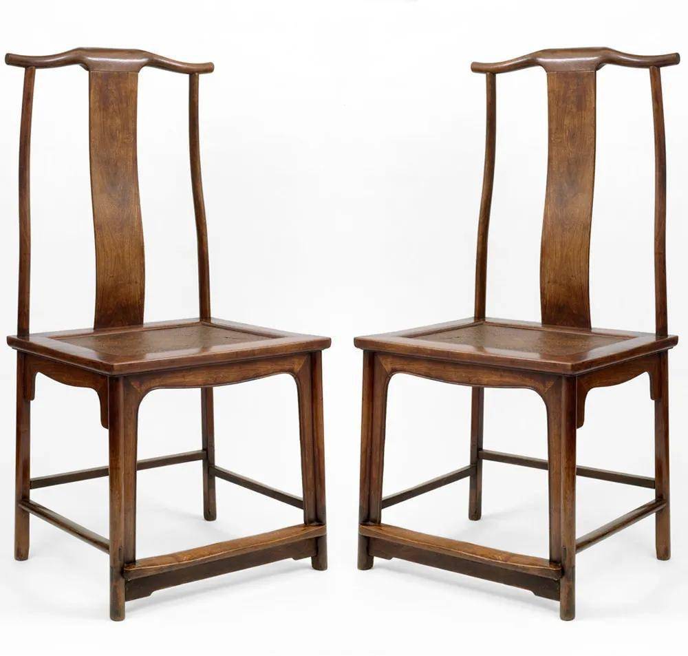 5厘米,宽58厘米,深45厘米明代 黄花梨灯挂椅(一对)现藏美国明代家具