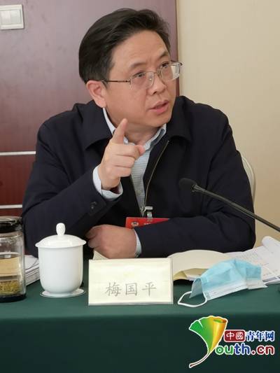 全国政协委员梅国平建议尽快出台公办幼儿园教职工编制标准