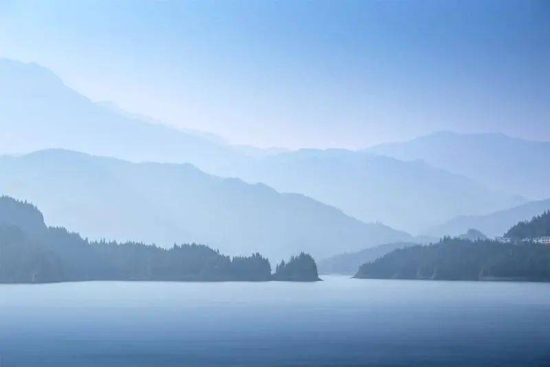 滄浪之水讓人通達天青色等煙雨又是什麼美傳統色之美你細細品