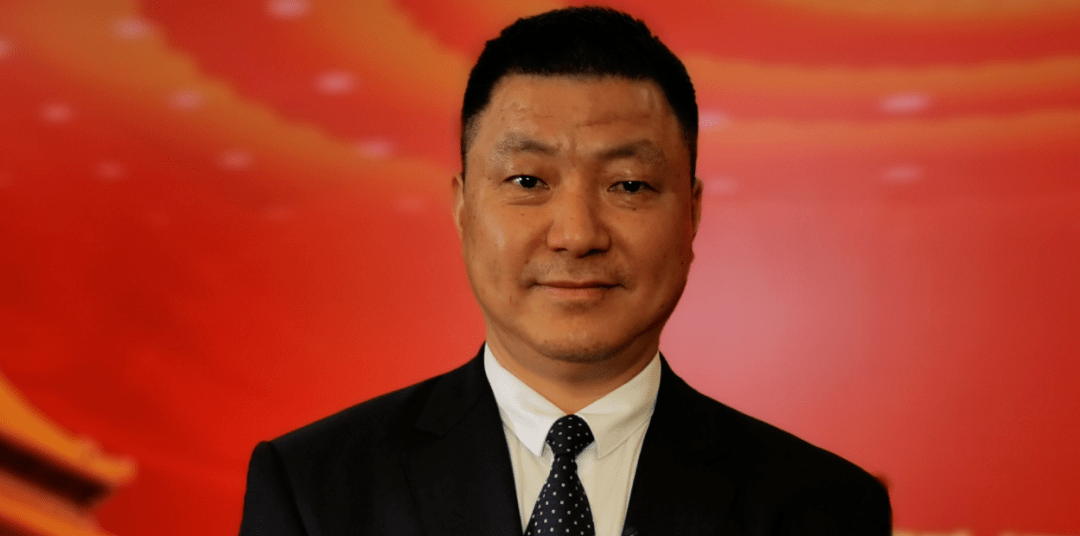 推动《长江保护法》全面贯彻实施全国人大代表,兴发集团董事长李国璋