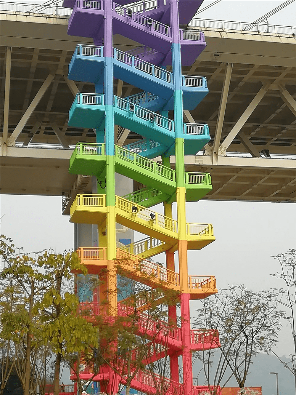 谁还没去?江津网红新地标"彩虹天梯",已刷爆朋友圈