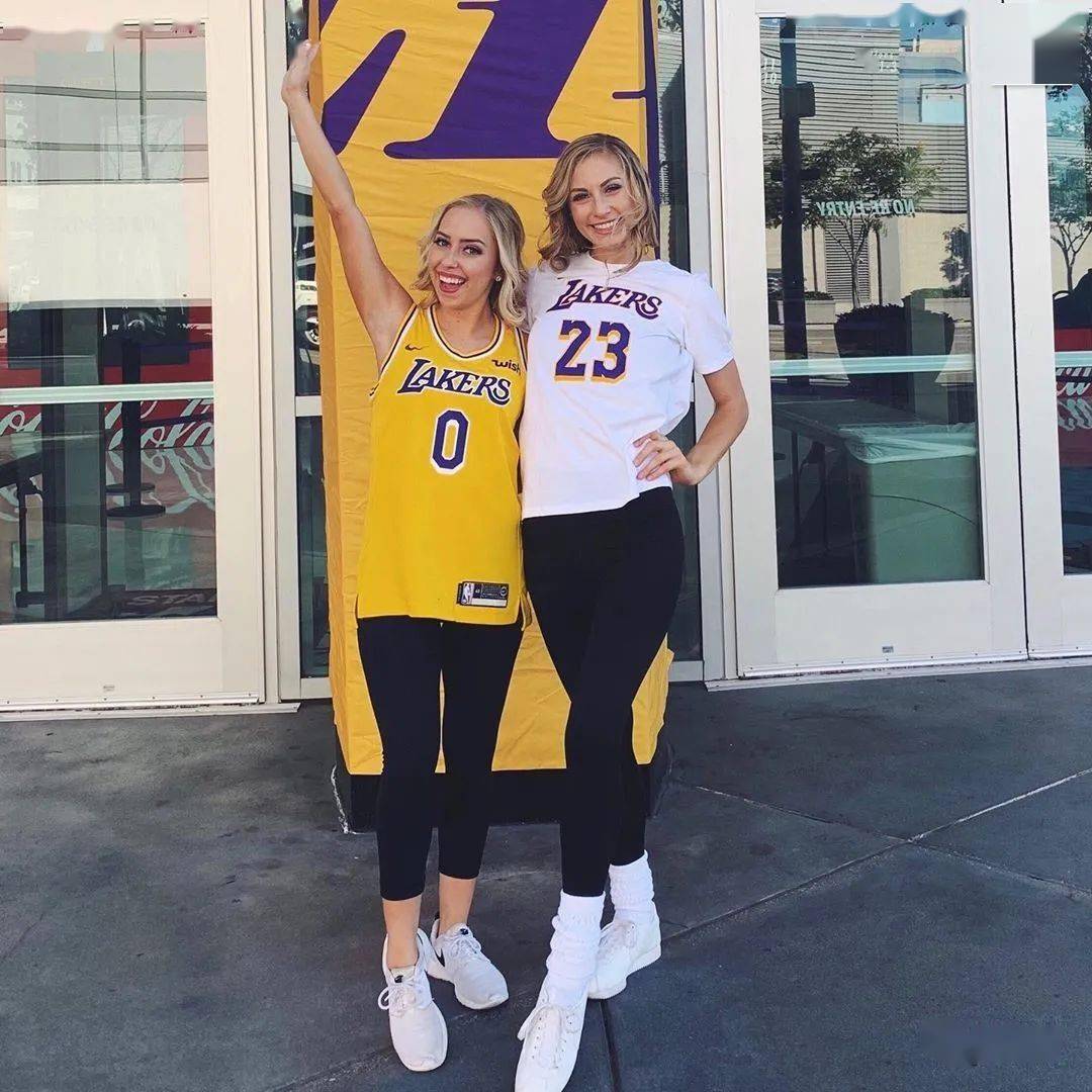 lakergirls～湖人啦啦队是nba最受欢迎的啦啦队之一