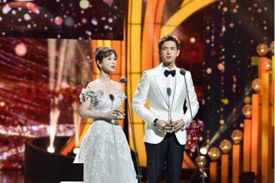 三十而已演员重聚 be33b9dd2d0b473589613cc7b74dea40.jpeg