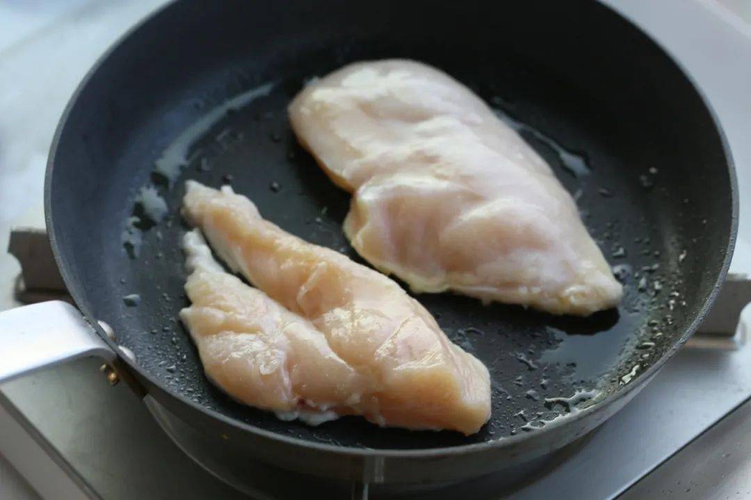 43f8aa3bece544e2bb4405ab5dc943fc.jpeg