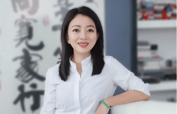 “最不坑爹”美女富二代：靠卖蚊香上市 一天跌