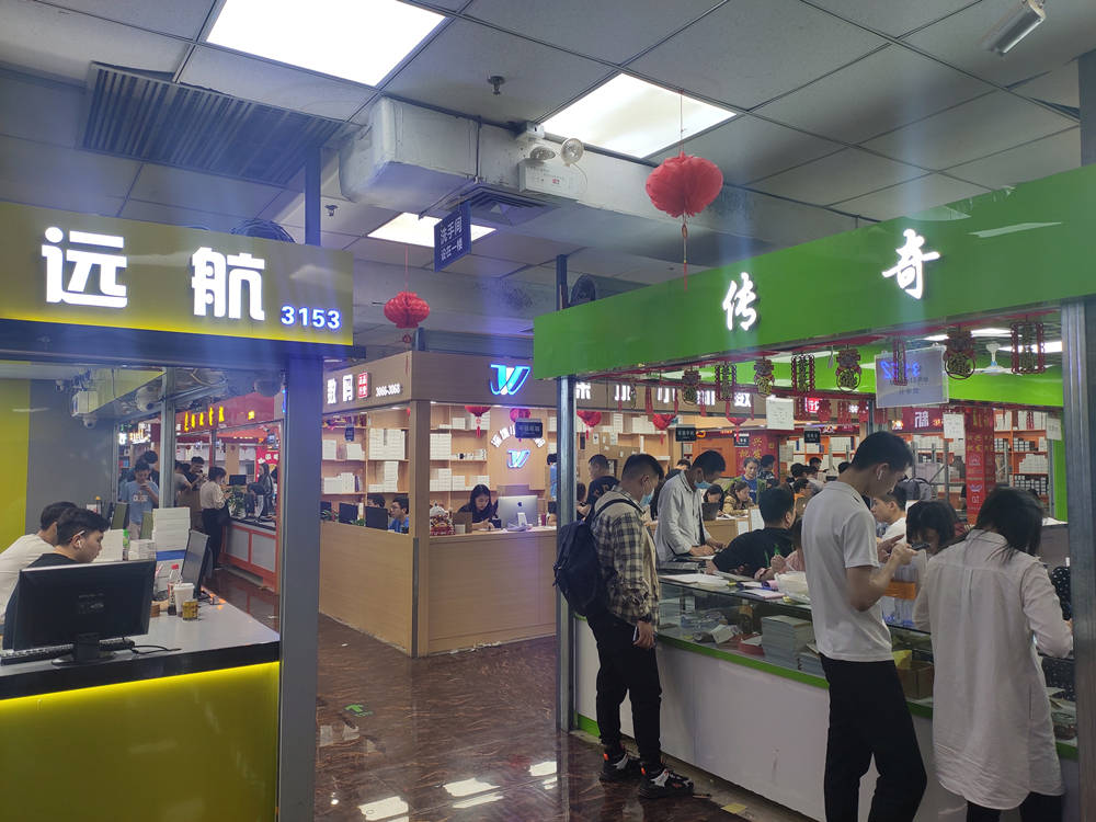 耳机|山寨肆意的华强北： 挤压国内、反噬苹果，伪“Airpods”从这里销往全球