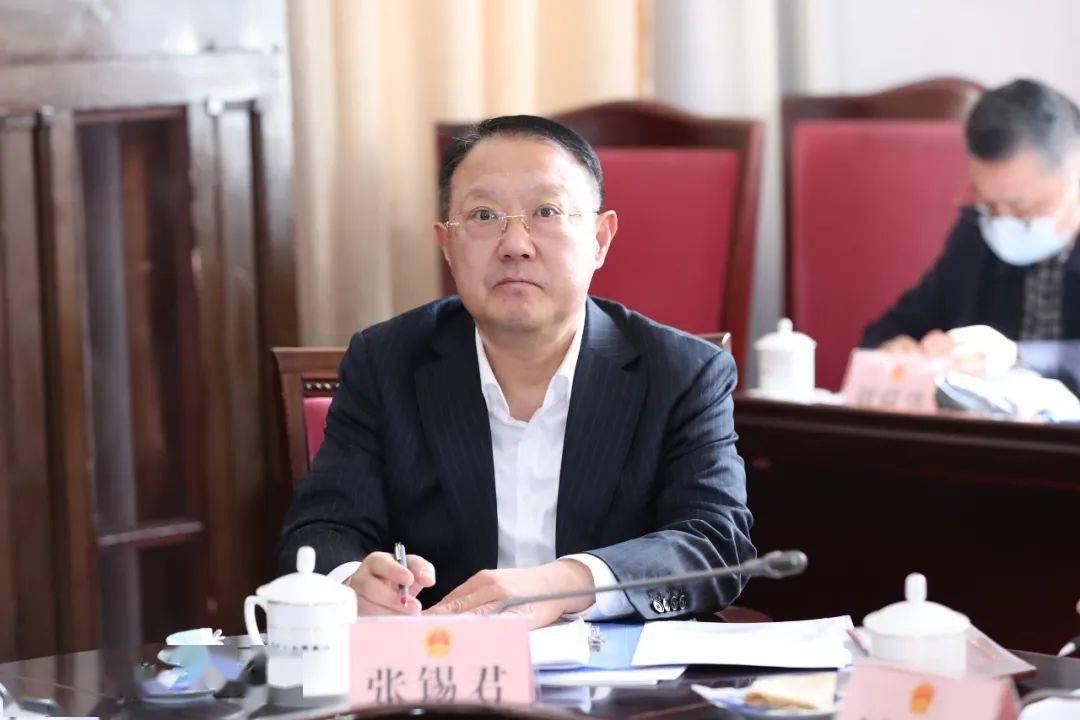 张锡君,张大勇,刘圣珍,华玉松出席会议.