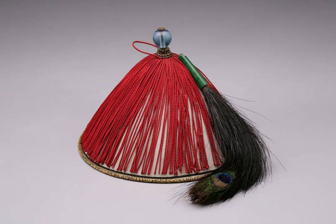 清代官帽上的翎子(来源:denverartmuseum.