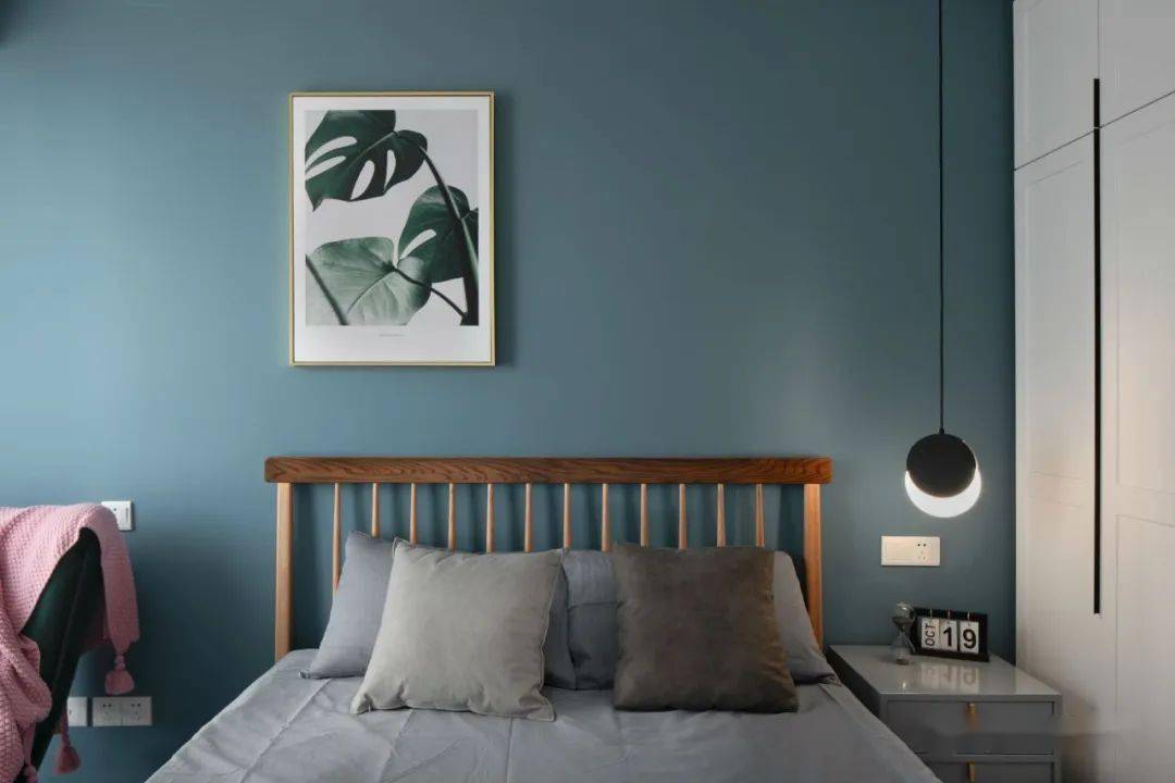 装饰画如何安装 8ebdd8c4671d4adbbe97a672e6ce9ae5.jpeg