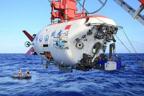 全海深载人潜水器,让科学家探究海斗深渊梦想成真