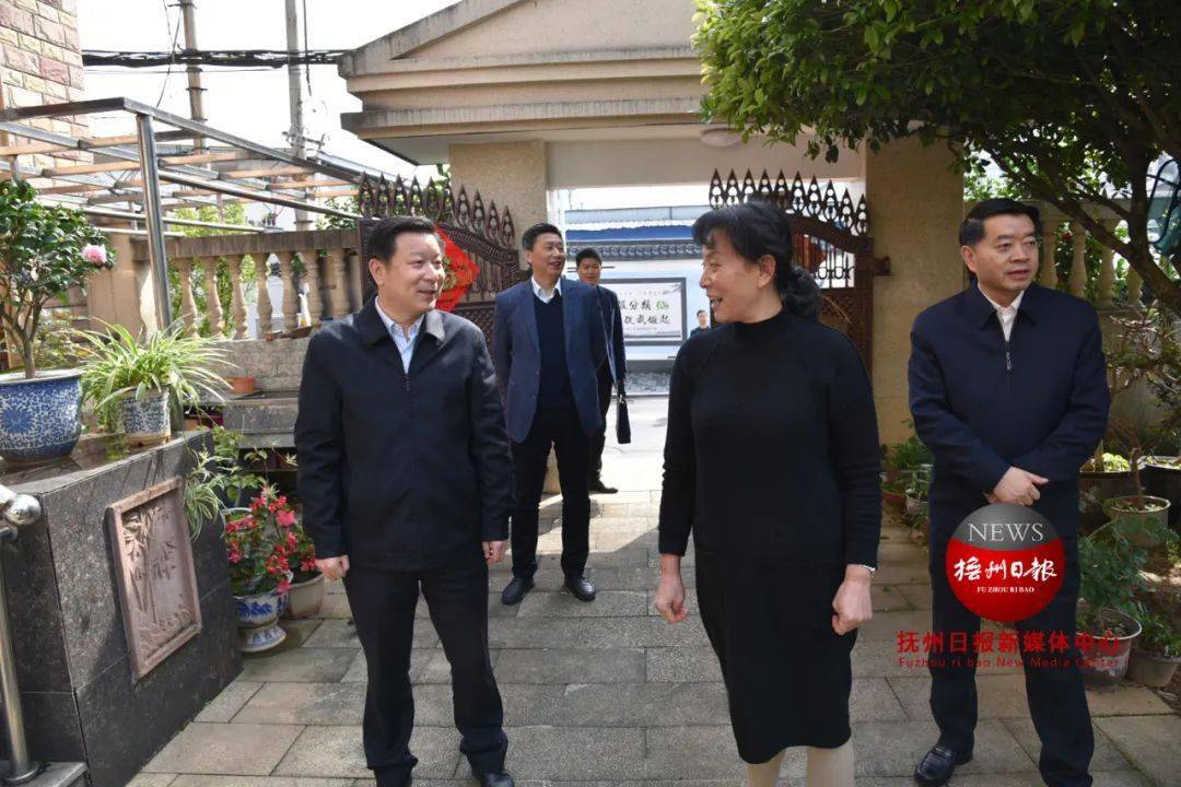 张鸿星,夏文勇分别率队走访慰问离退休老同志!_抚州