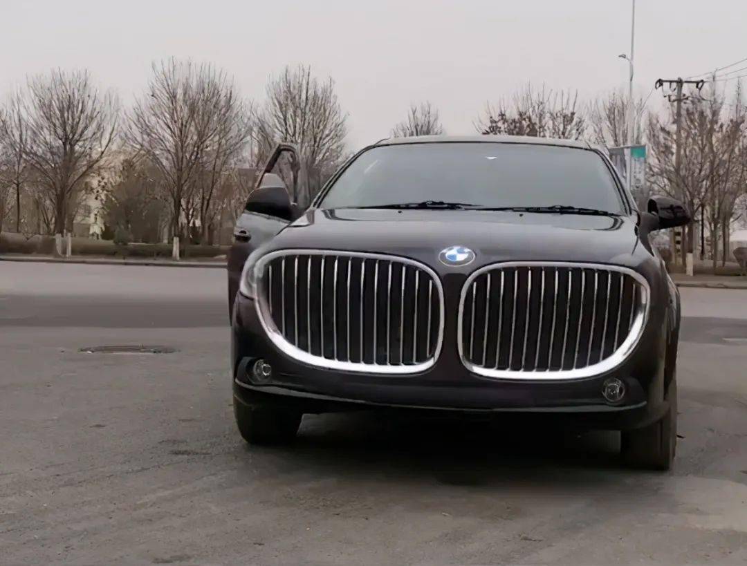 20年后的宝马会长什么样子车友只剩下大鼻孔了