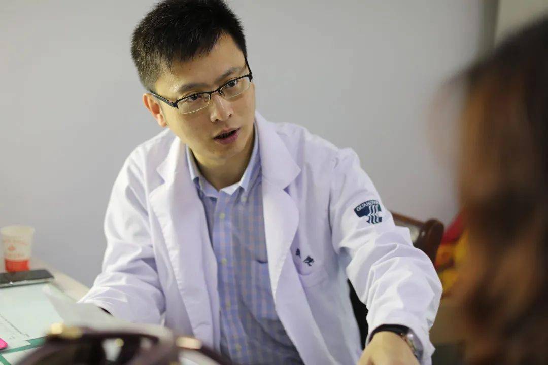 【广安服务】医者仁心 为舟山市民守护脊柱健康_玉树