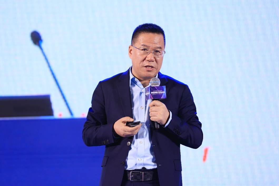 未来|2021 AWE高峰论坛圆满举办：“破局跨越，智领未来”