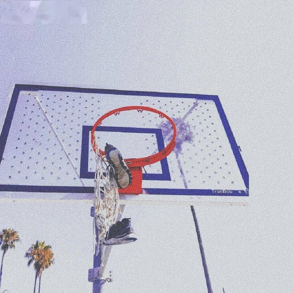 篮球壁纸让兄弟羡慕朋友圈背景篮球大图