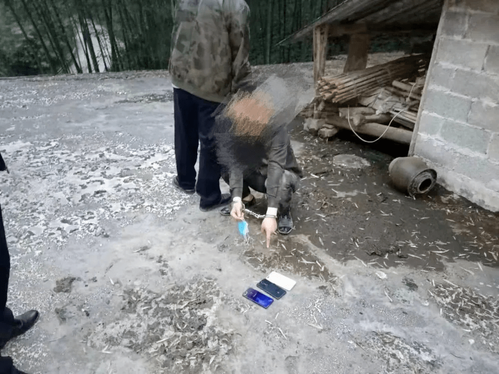 9acf065b6d984f54a9bdc2da5bc980fc.png