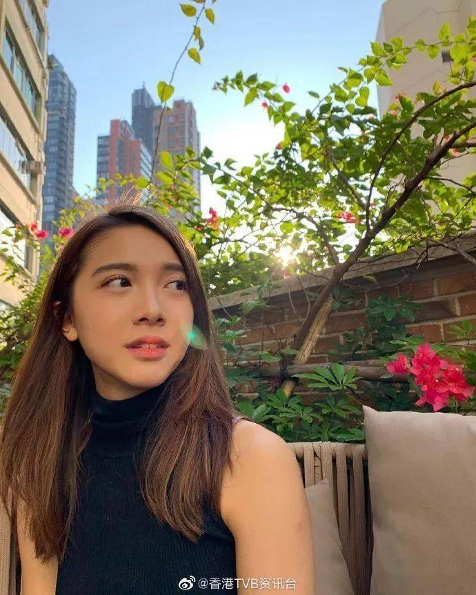 签李泽楷新公司再战娱圈_serene