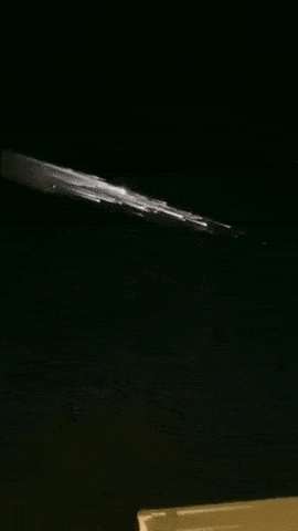 美炸了昨夜bc省天空突现奇观宛如流星璀璨网友晒实况视频