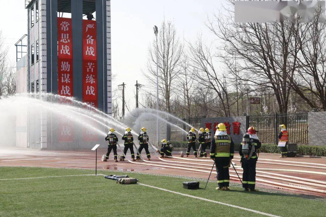 紧贴实战化 聚焦规范化 做强专业化——海淀支队消防