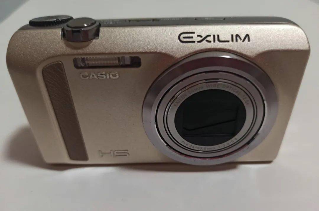 我的卡西欧zr情缘跟宇宙结婚