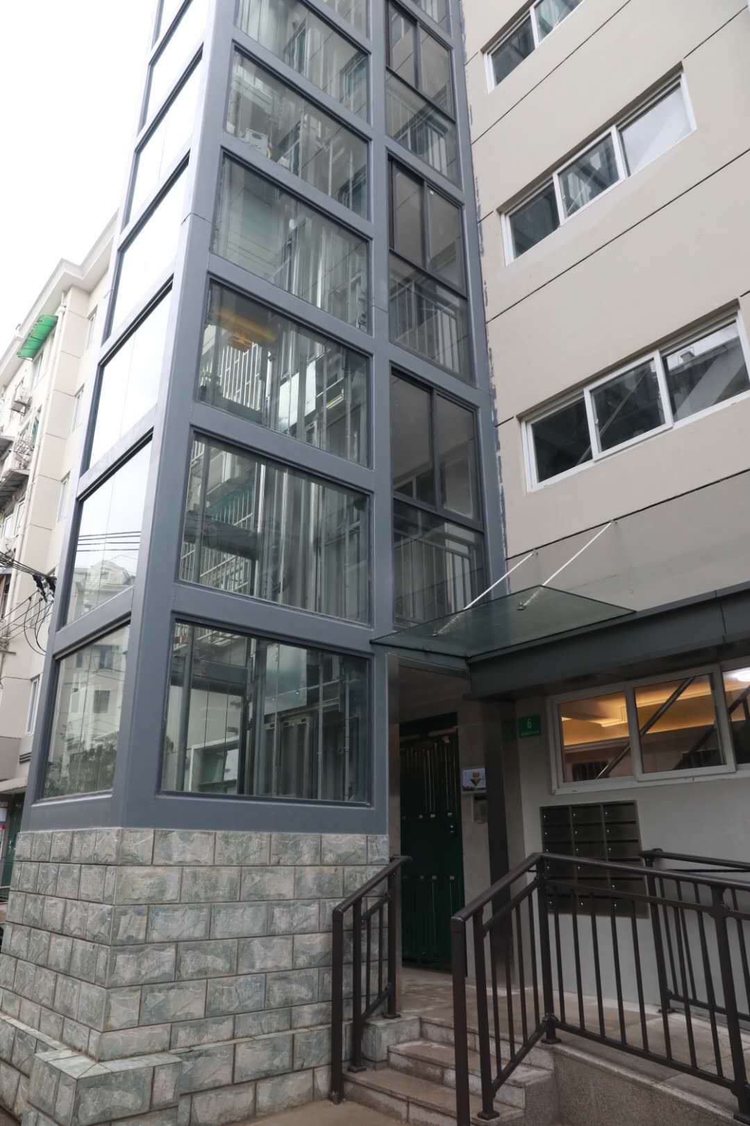 0