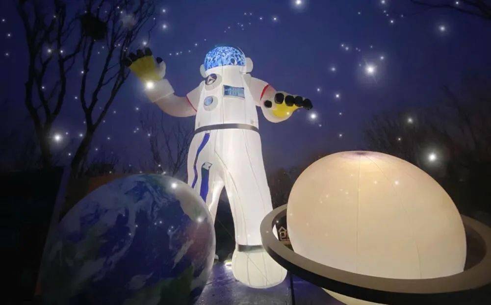 火爆ins小红书科幻太空展空降融创御潮府