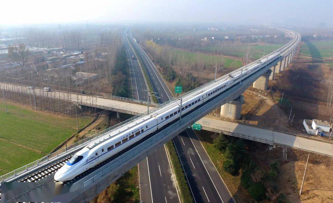 徐宿淮盐高铁建成运营,圆了宿迁人民期盼已久的"高铁梦".