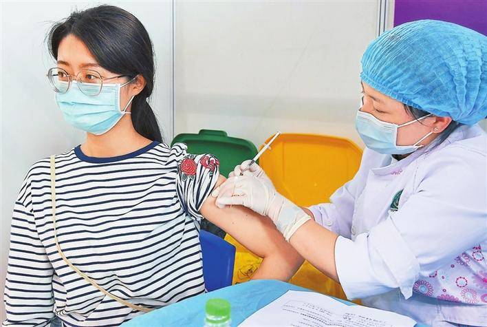 市政府常务会议部署新冠病毒疫苗接种工作 全力保障人民生命安全和