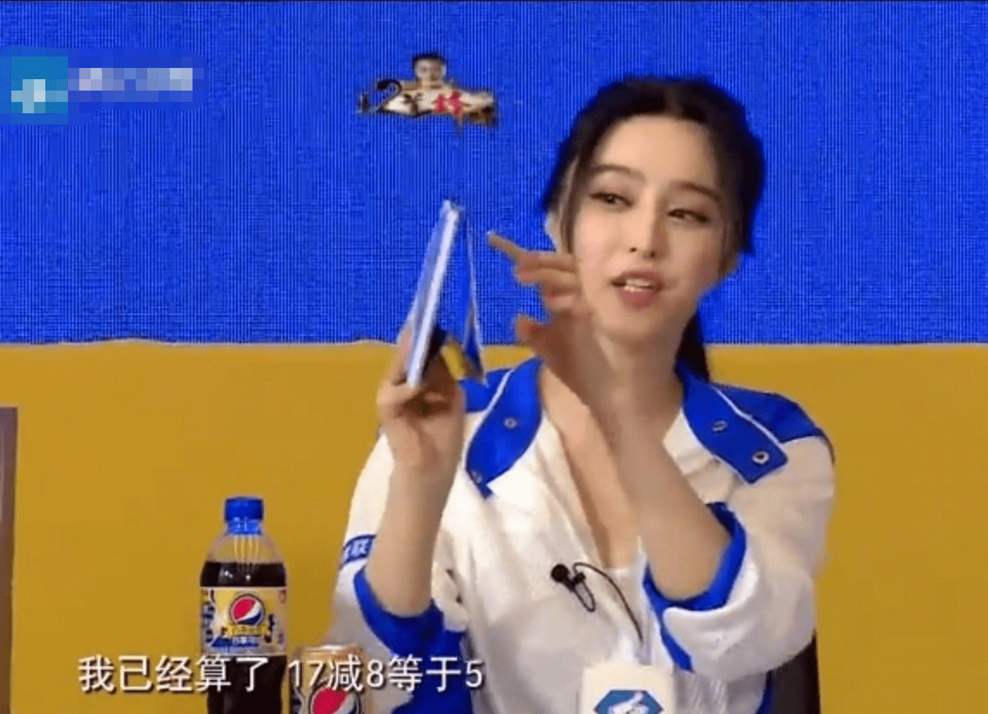 你还在我身旁华晨宇（与火星人的对话歌词）