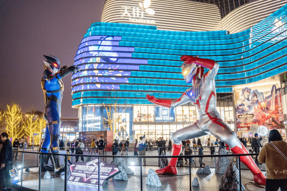 图片来源:成都生活旅游圈奥特曼英雄"魂"展在3月底才刚刚登陆成都,我