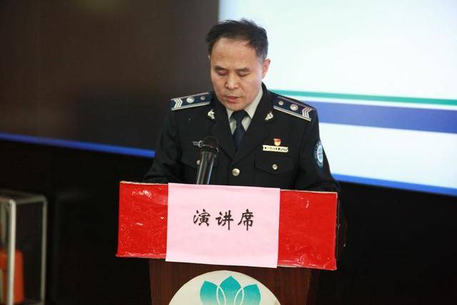 济南市智慧城管服务中心开展党史学习教育暨三比三强主题演讲活动