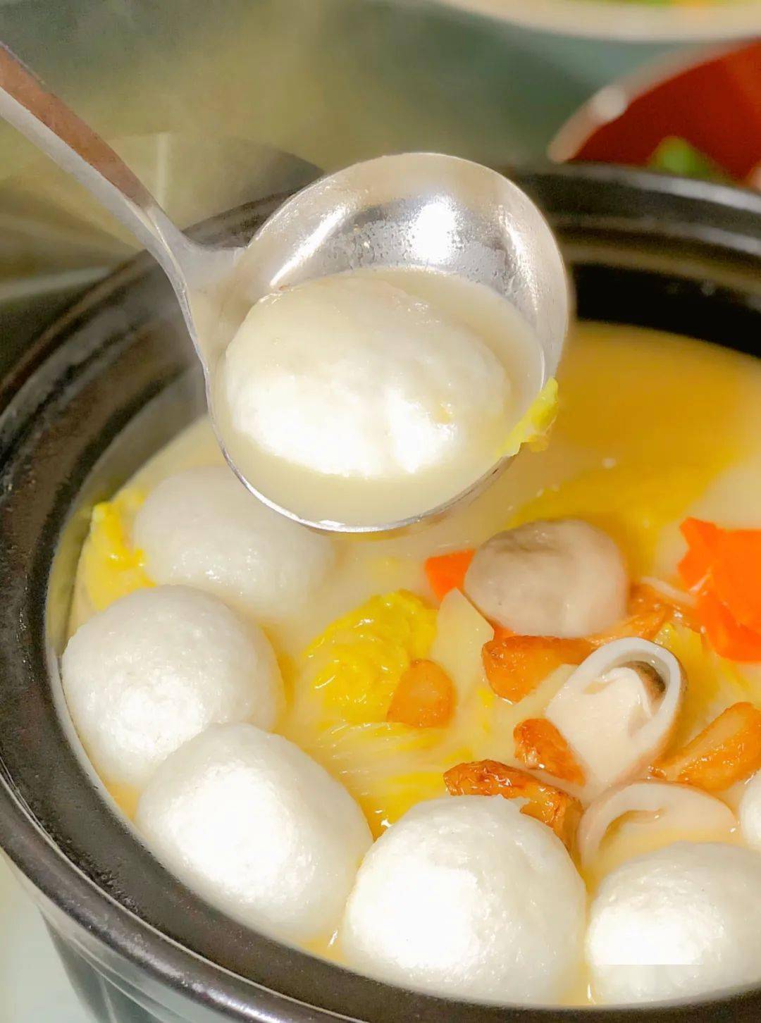 浓汤手打鱼腐煲