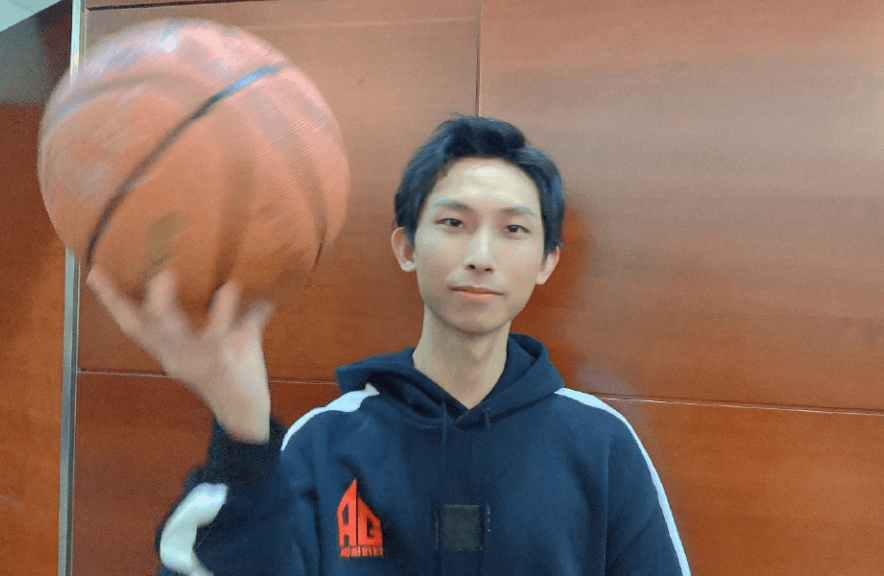 张大仙7万贵宾有水分?1张“活跃观众榜”粉碎质疑,虎牙员工发声_直播