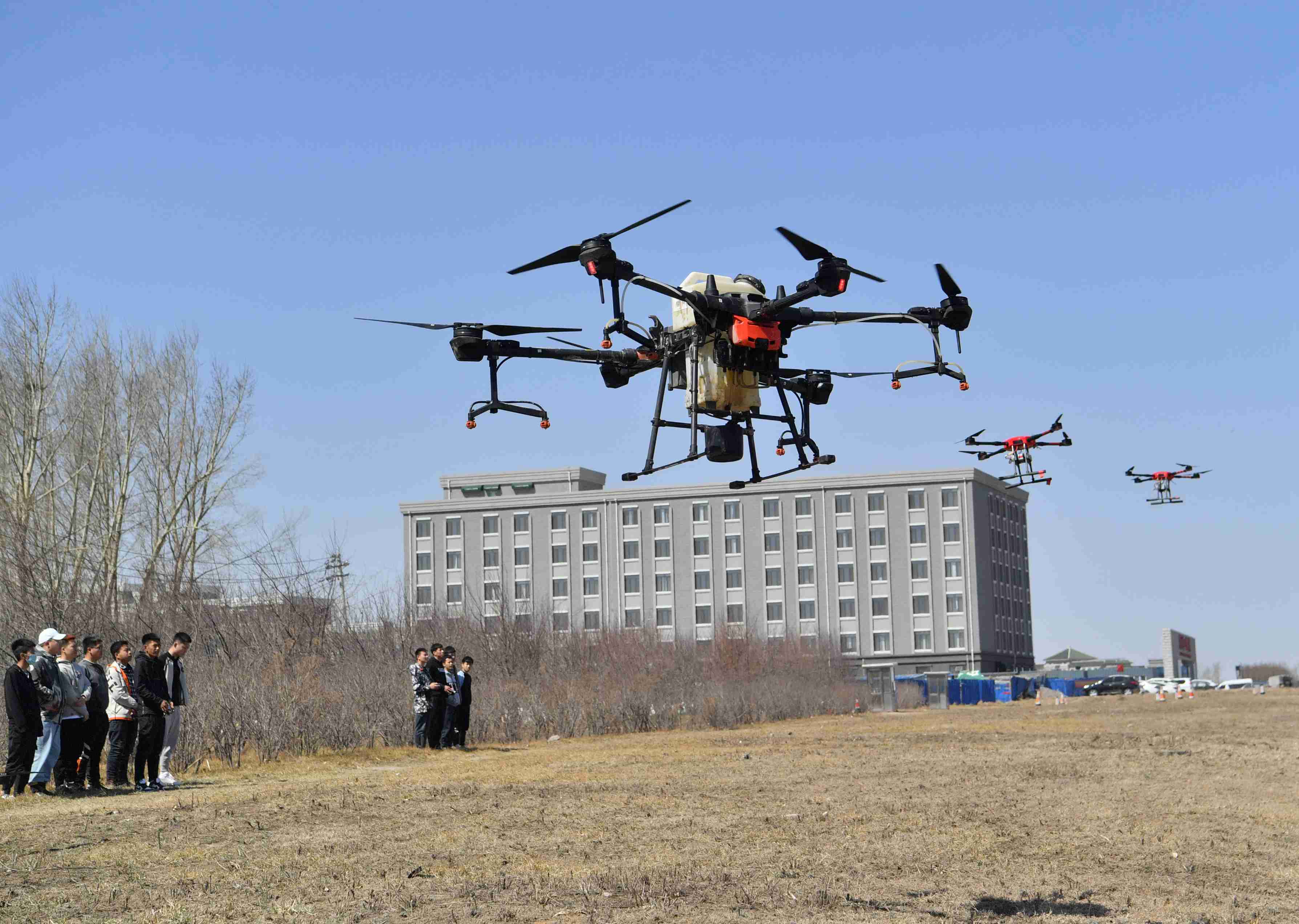 无人机|吉林长春青年人学习植保无人机技术